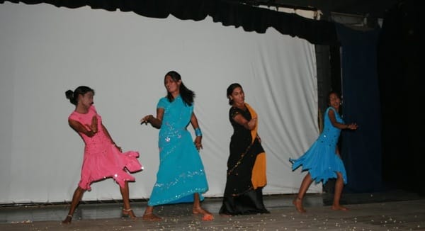 Payana entertains at BQFF 2010!