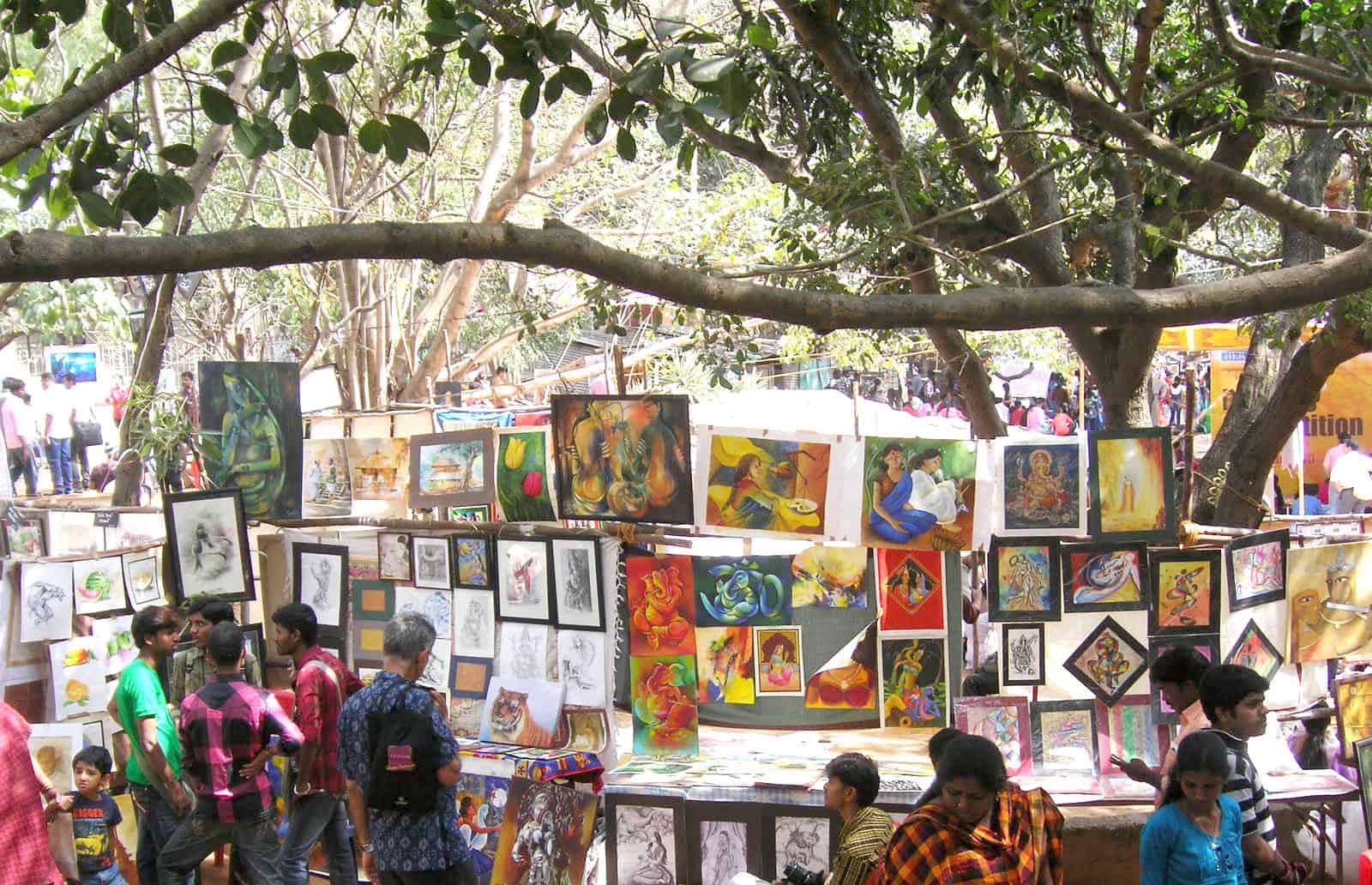 Affordable art at Chitra Santhe