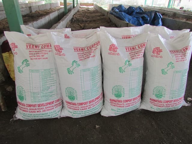 Buy Anika 10kg Vermicompost Plant Supplement Fertilizer Online in India at  Best Prices