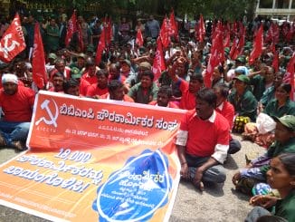 Pourakarmikas are frustrated that only 4,000 workers may be regularized instead of all 18,000. Pic: BBMP Powrkarmikara Sangha
