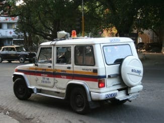 mumbai police car