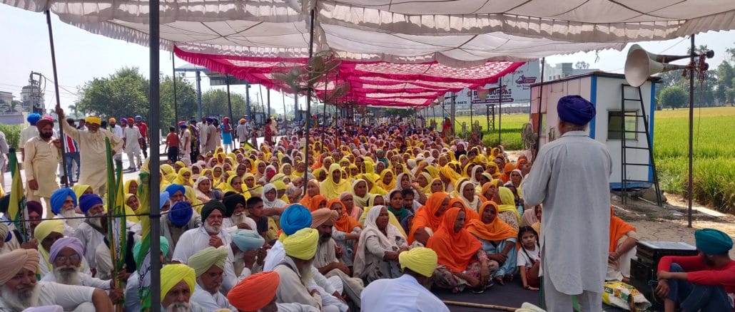 Farmer protests at the Delhi border